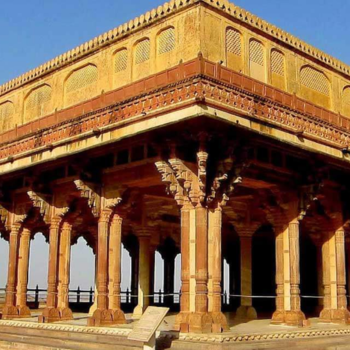 Old mosque and Diwan-e-Aam